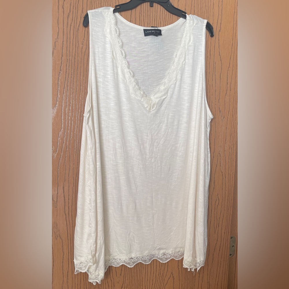 Lane Bryant Tank top Ivory size 26/28 NWT